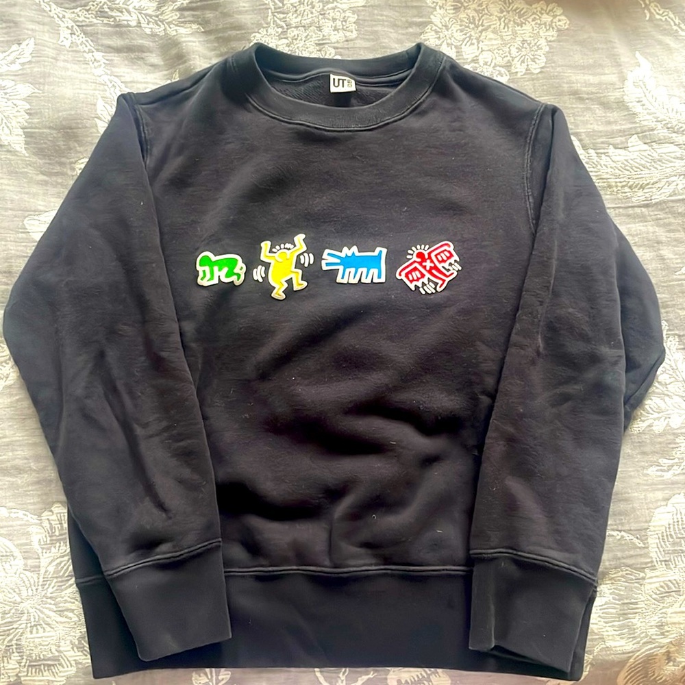 Uniqlo kids sweatshirt - Keith Haring - well worn.